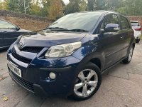 TOYOTA URBAN CRUISER