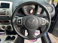 TOYOTA URBAN CRUISER
