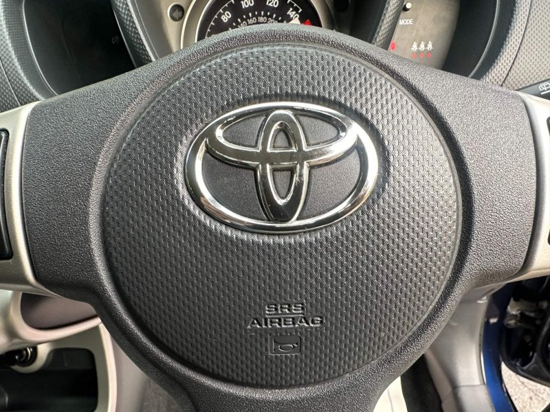 TOYOTA URBAN CRUISER