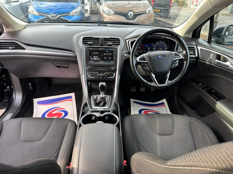 FORD MONDEO