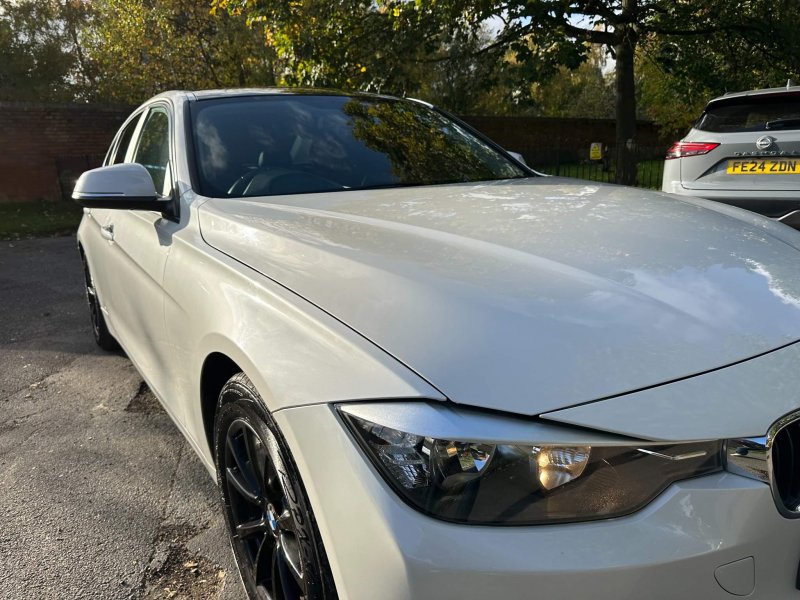BMW 3 SERIES