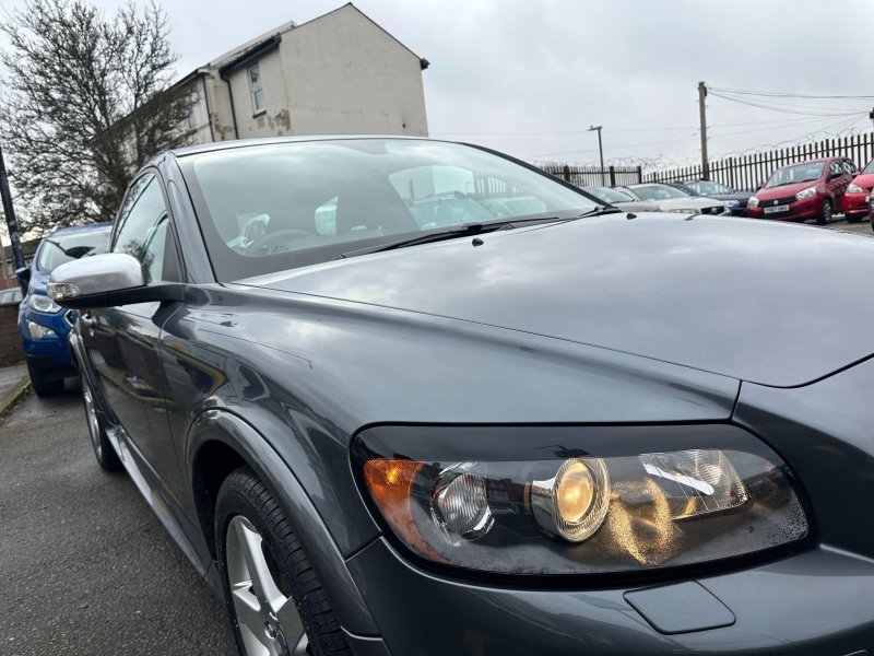 VOLVO C30