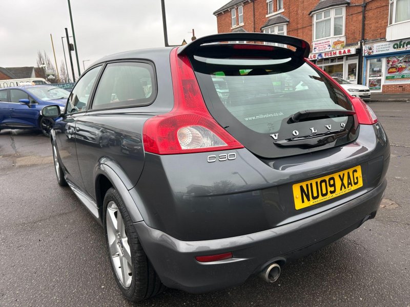 VOLVO C30