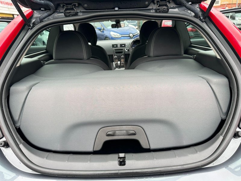 VOLVO C30
