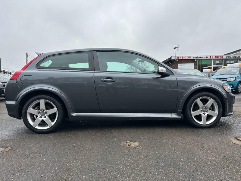 VOLVO C30