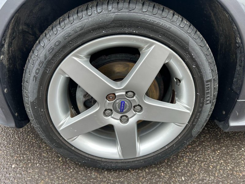 VOLVO C30