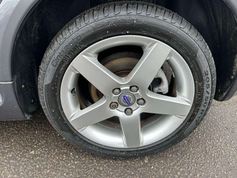 VOLVO C30