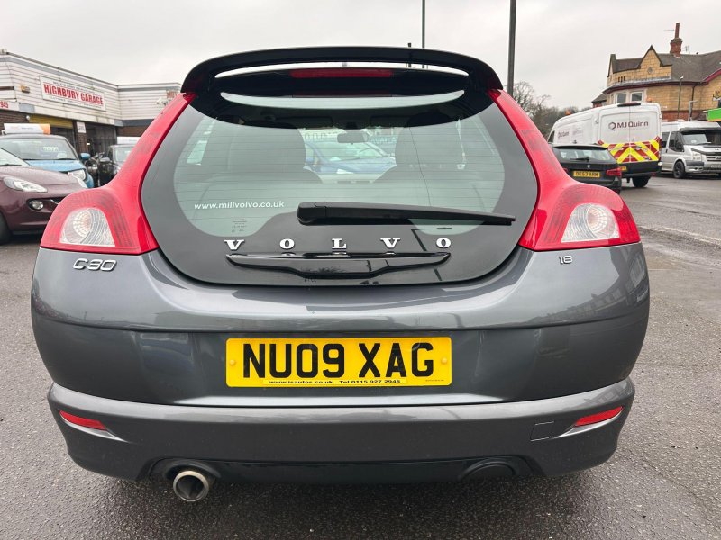 VOLVO C30