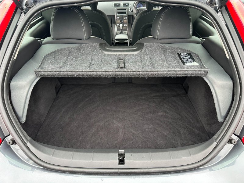 VOLVO C30