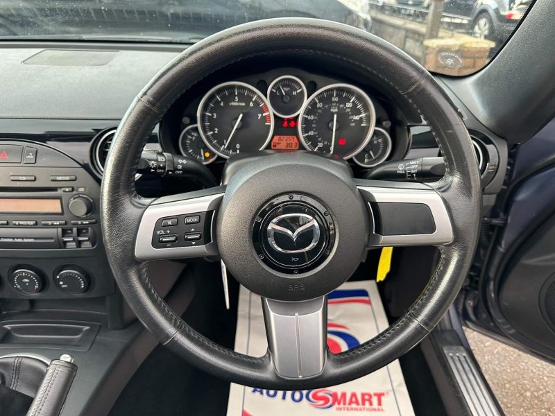 MAZDA MX-5