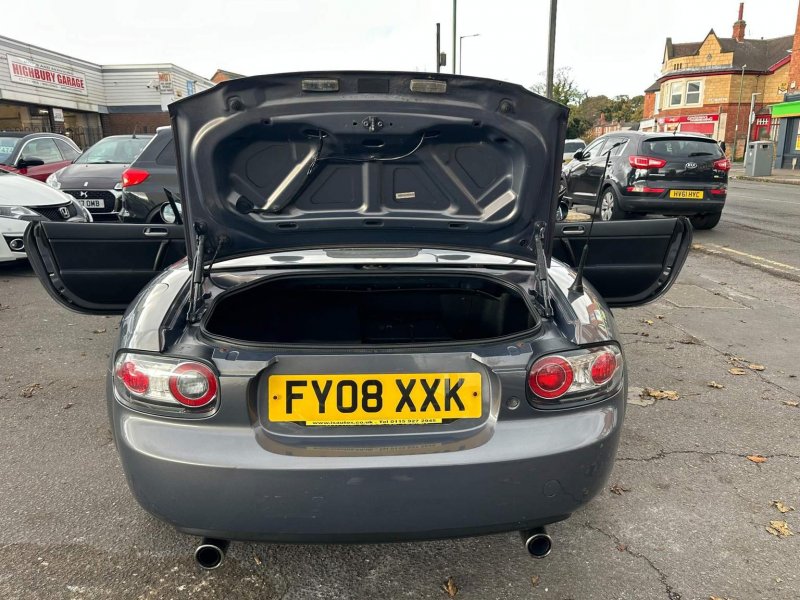 MAZDA MX-5
