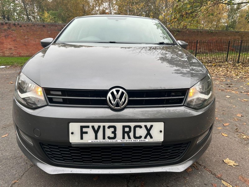 VOLKSWAGEN POLO
