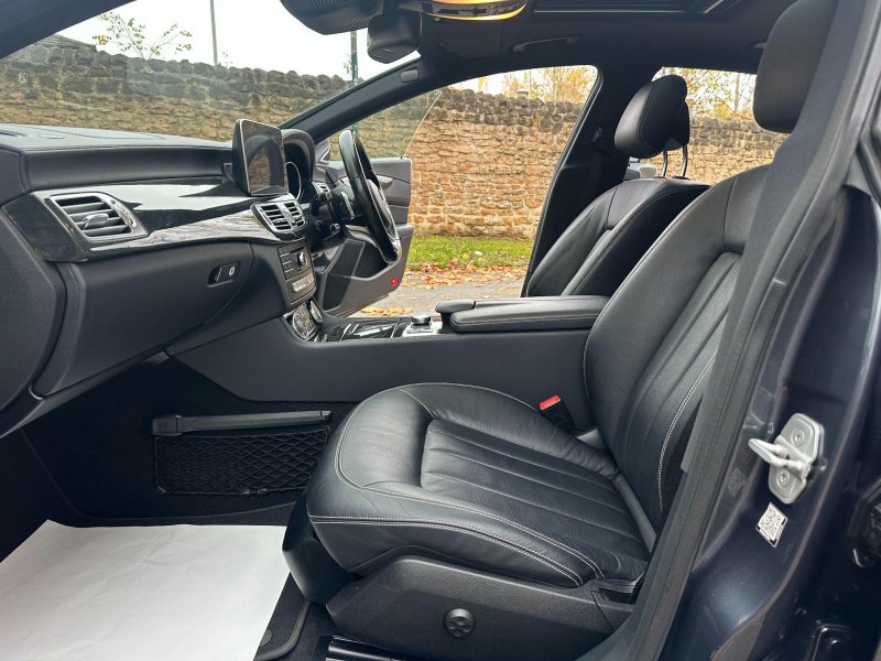 MERCEDES-BENZ CLS