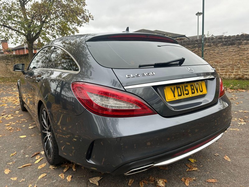 MERCEDES-BENZ CLS