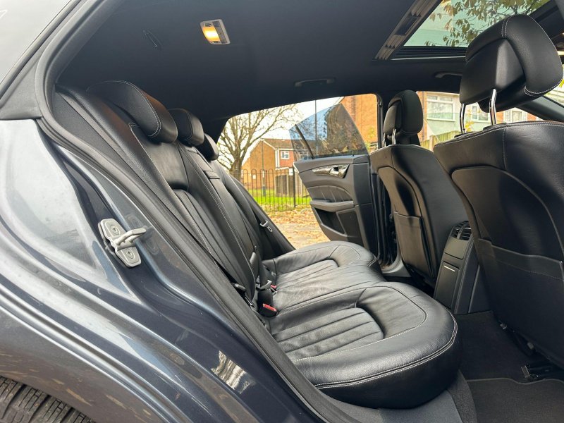 MERCEDES-BENZ CLS