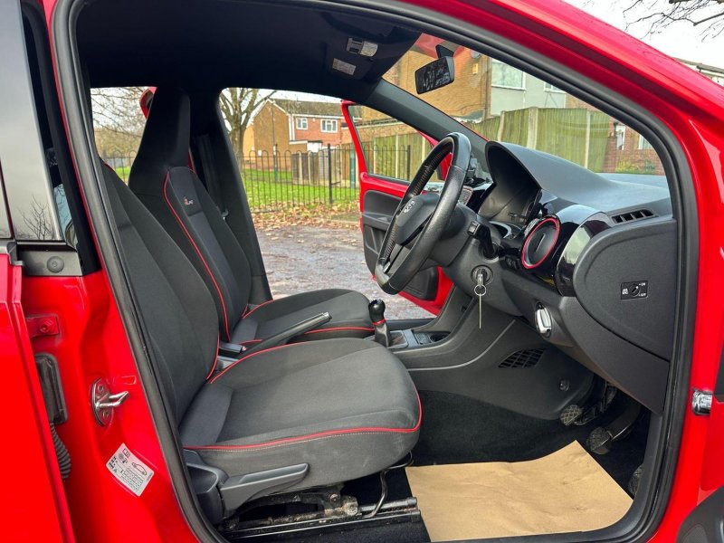 SEAT MII