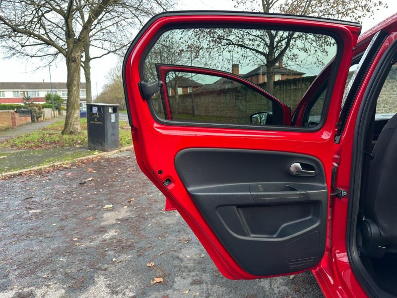 SEAT MII