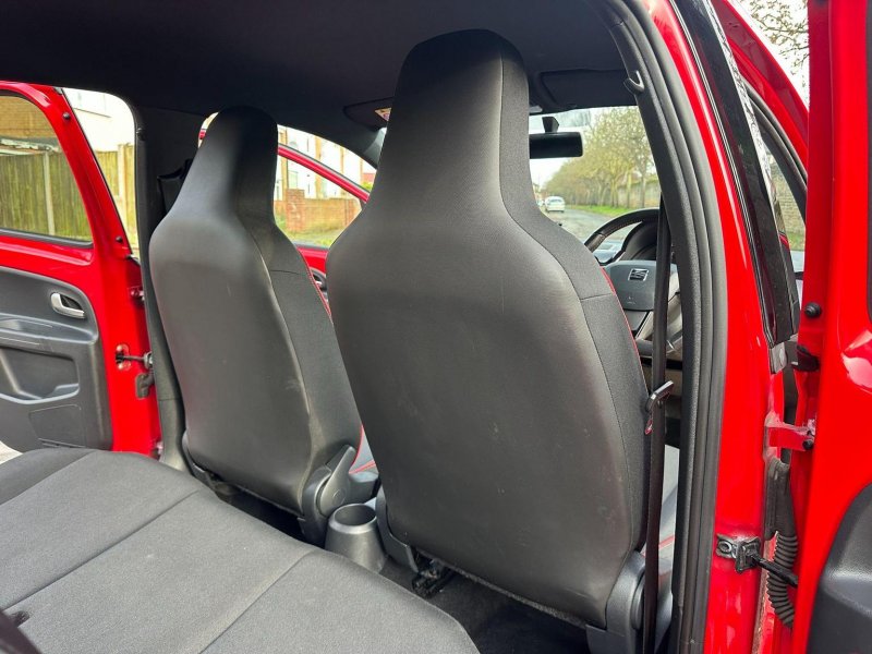 SEAT MII