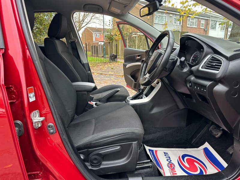 SUZUKI SX4 S-CROSS