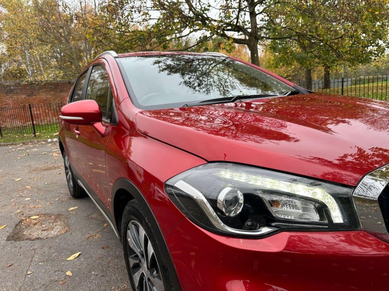 SUZUKI SX4 S-CROSS