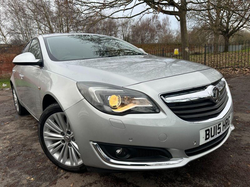 VAUXHALL INSIGNIA