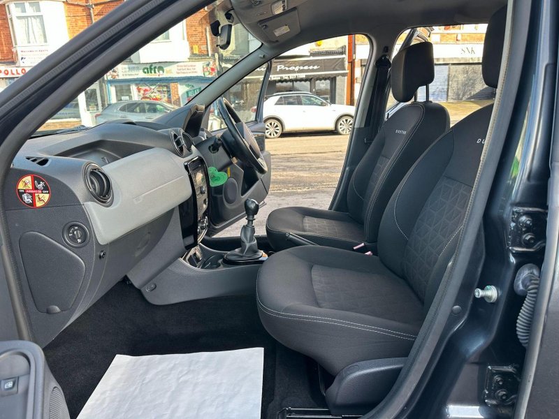 DACIA DUSTER