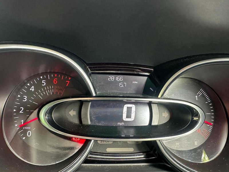 RENAULT CLIO