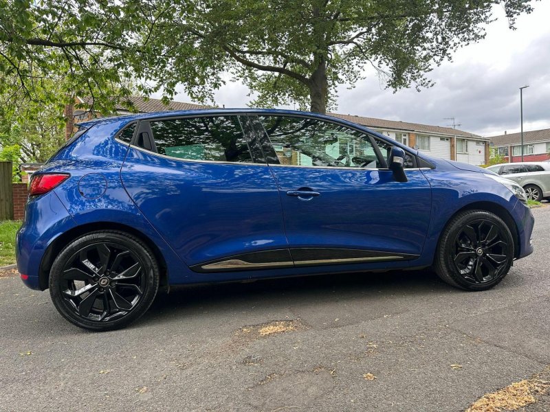 RENAULT CLIO