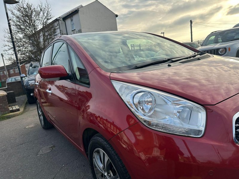 KIA VENGA