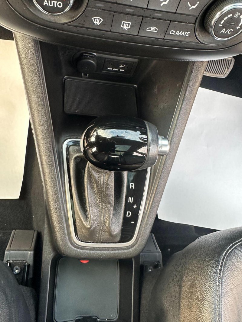 KIA VENGA