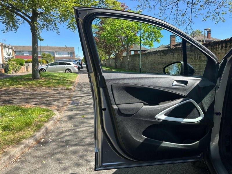 VAUXHALL CROSSLAND X