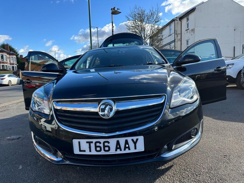 VAUXHALL INSIGNIA