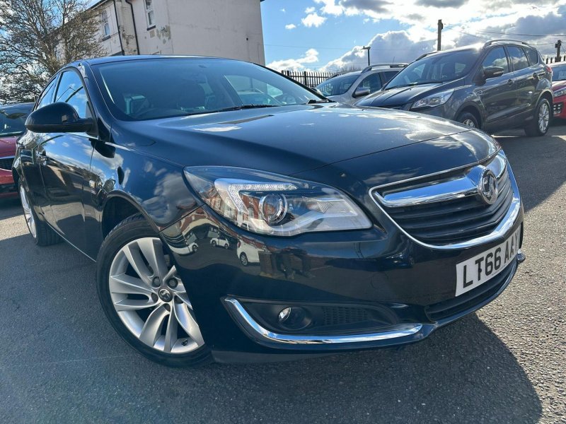 VAUXHALL INSIGNIA