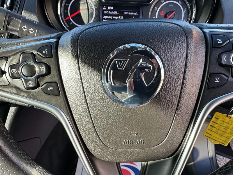VAUXHALL INSIGNIA