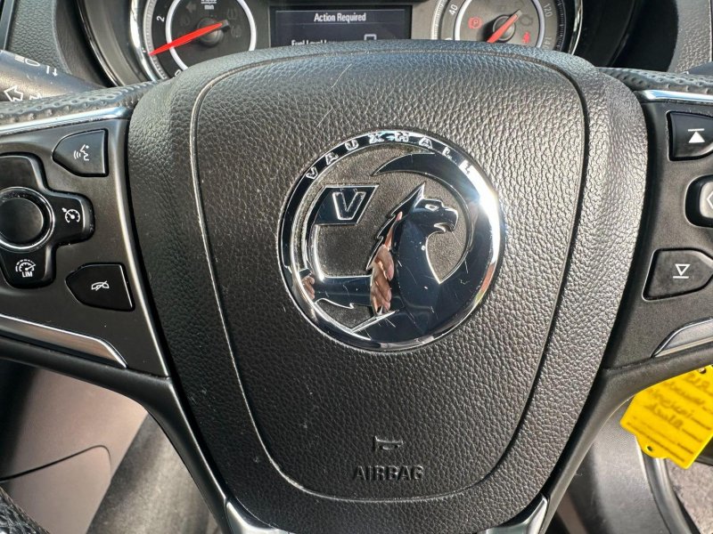VAUXHALL INSIGNIA