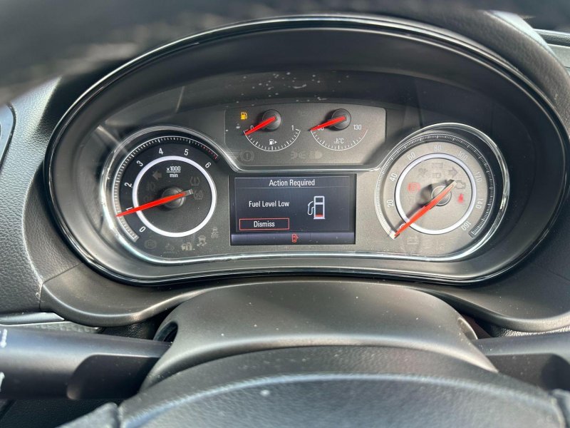 VAUXHALL INSIGNIA