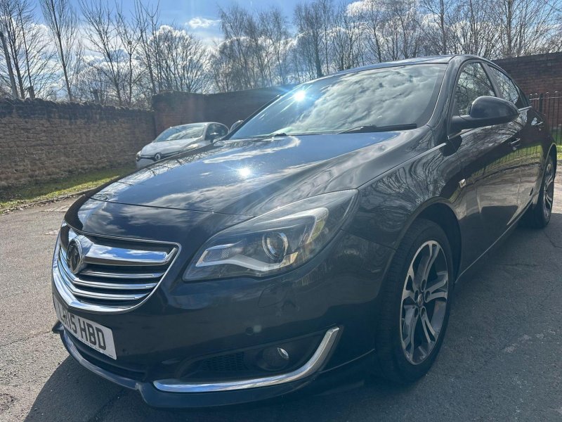 VAUXHALL INSIGNIA