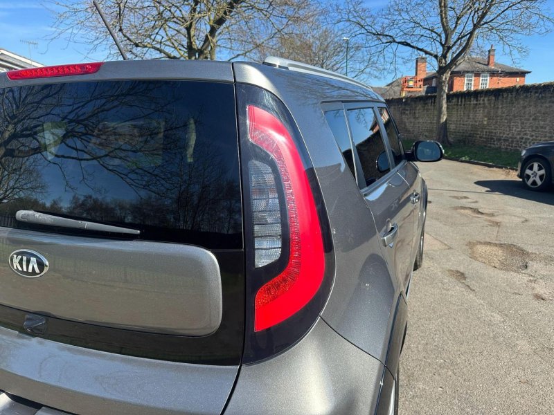 KIA SOUL
