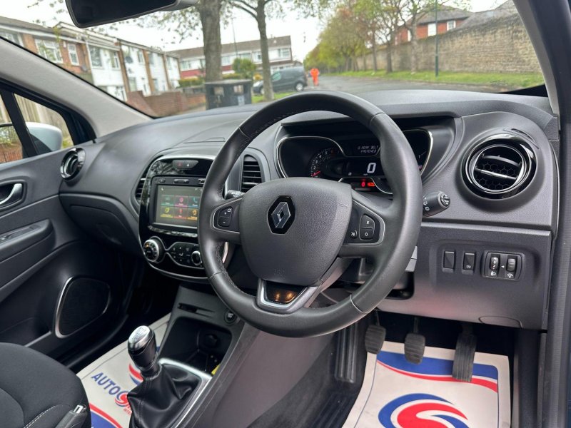 RENAULT CAPTUR