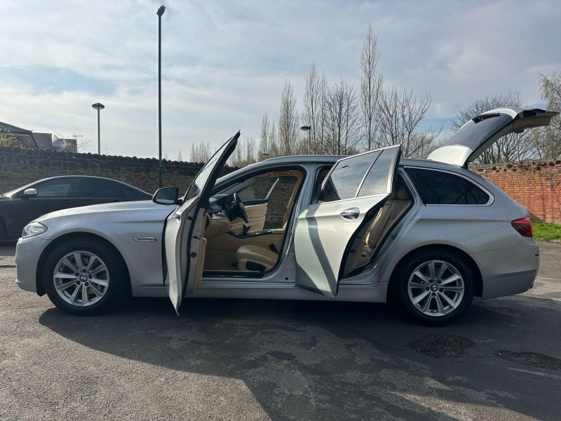 BMW 5 SERIES