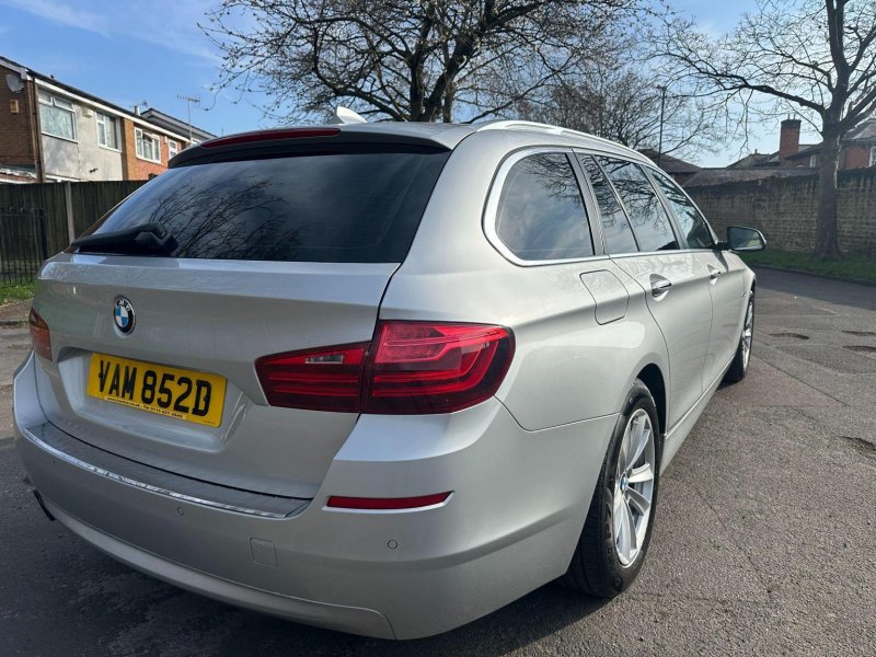 BMW 5 SERIES