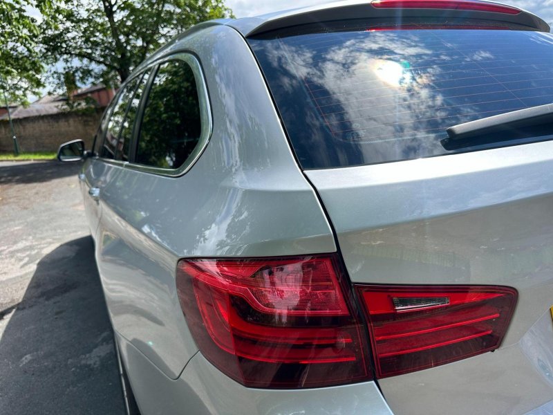 BMW 5 SERIES