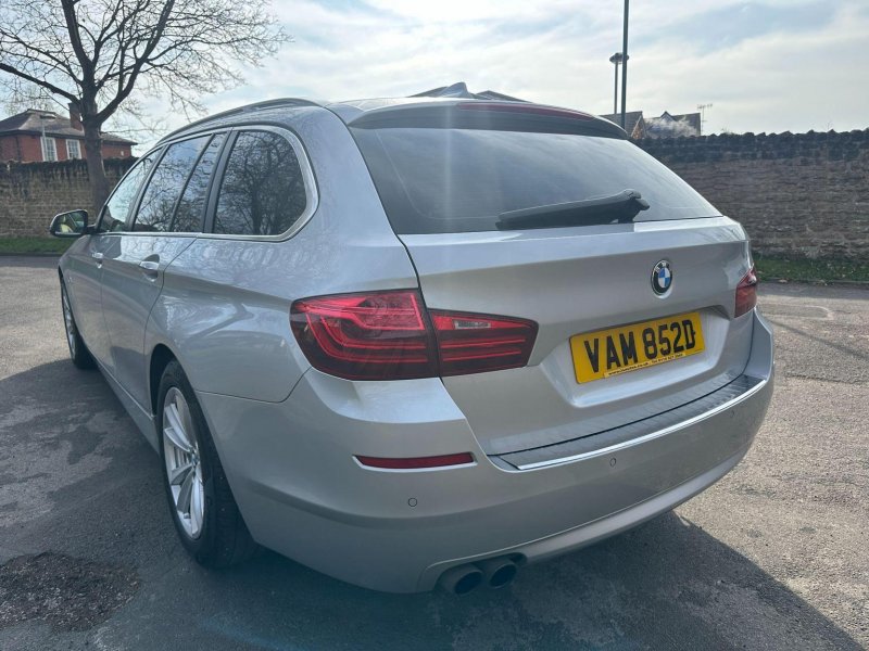 BMW 5 SERIES