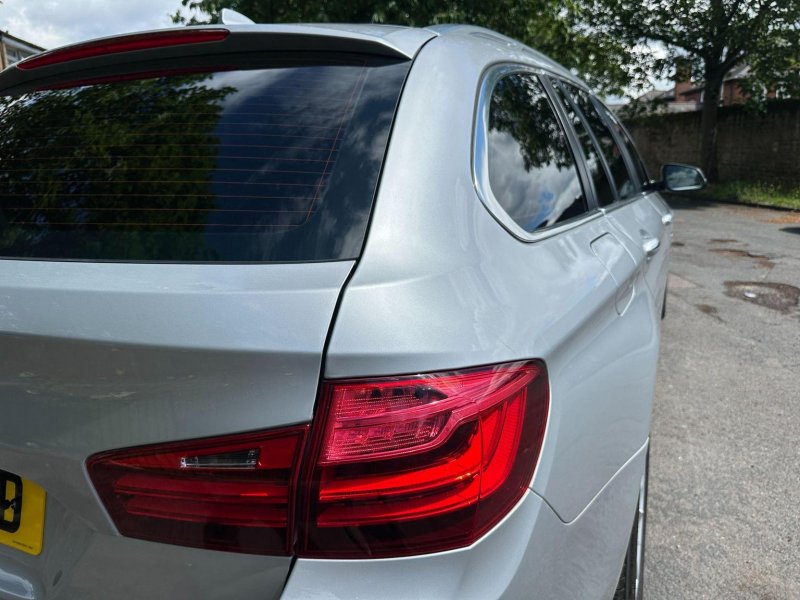 BMW 5 SERIES