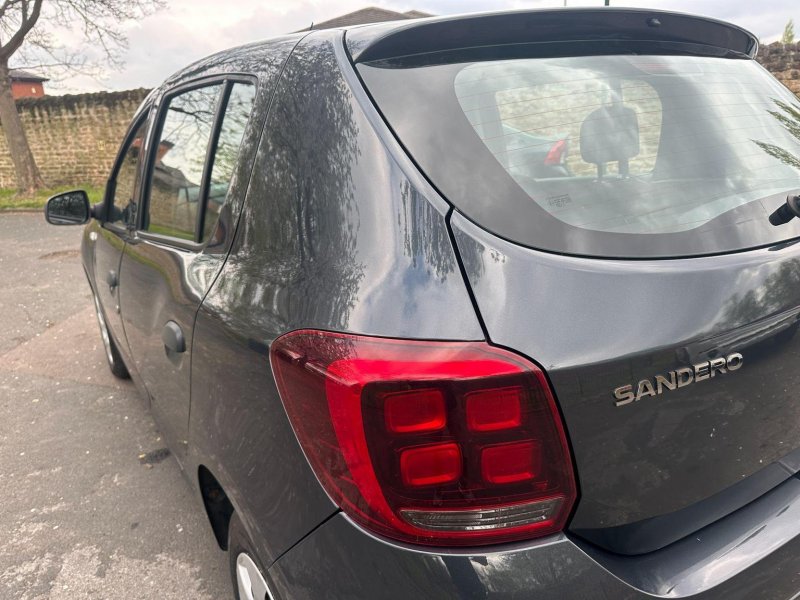 DACIA SANDERO