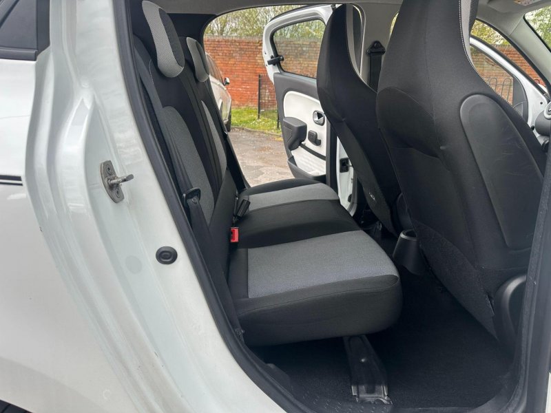 RENAULT TWINGO