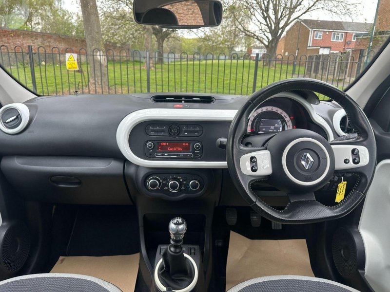 RENAULT TWINGO