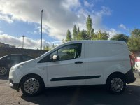 FORD TRANSIT COURIER