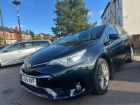 TOYOTA AVENSIS
