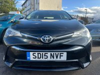 TOYOTA AVENSIS